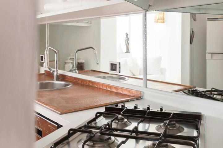 Apartamento Navona Color Vicolo Delle Vacche Roma Exterior foto